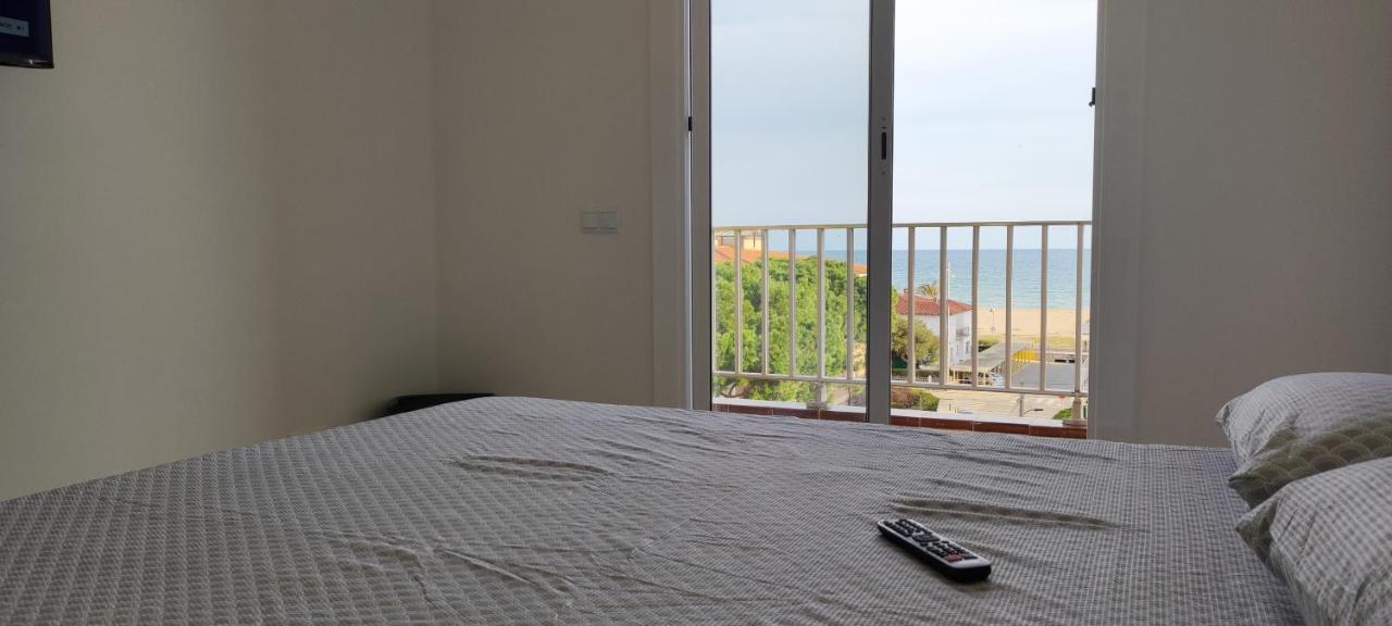 Acogedor Estudio En La Playa, Con Vistas Al Mar, Y Piscina Comunitaria Сан-Сальвадор Экстерьер фото